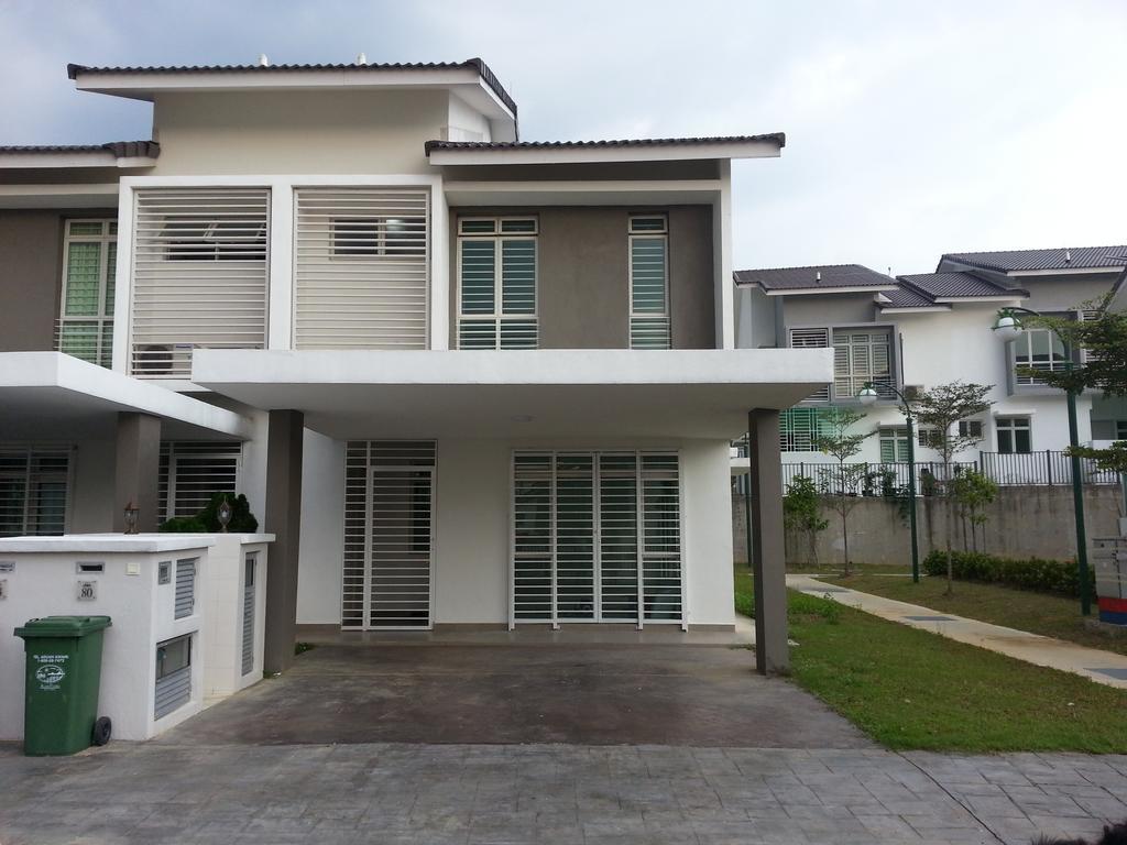 Masayu Putrajaya Homestay Extérieur photo