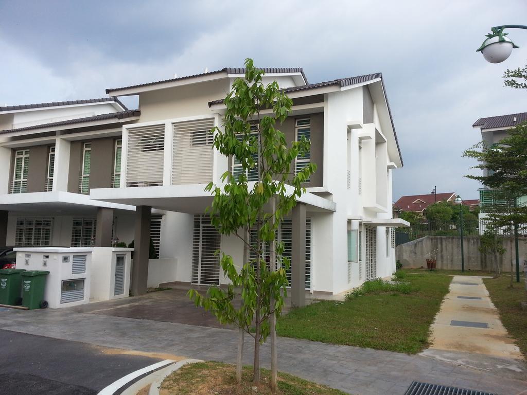 Masayu Putrajaya Homestay Extérieur photo